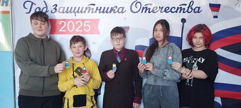 Чернореченские ребята готовятся к празднованию Дня Защитника Отечества.