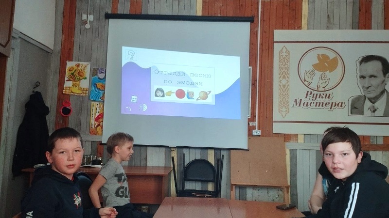 В Лазурненском сельском Доме культуры прошло музыкальное мероприятие.