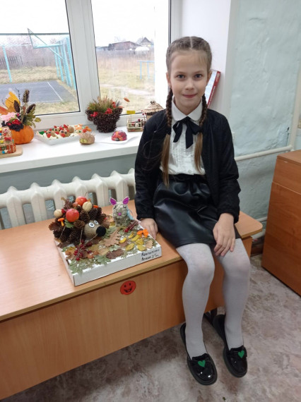 Учащиеся Козульской школы N 1 готовятся к осеннему празднику. Учащиеся Козульской школы N 1 готовятся к осеннему празднику.