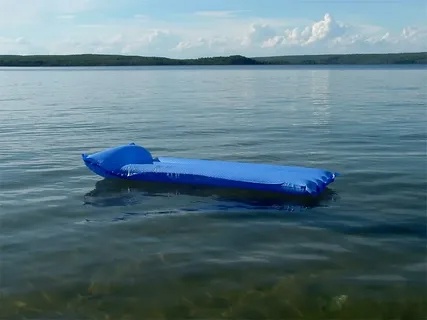 Плавание на водоемах на надувных матрасах опасно и запрещено. Плавание на водоемах на надувных матрасах опасно и запрещено.